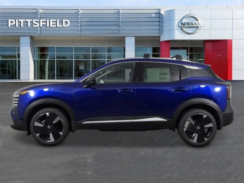 New 2026 Nissan Kicks SR w/ Cold Weather Package image 6