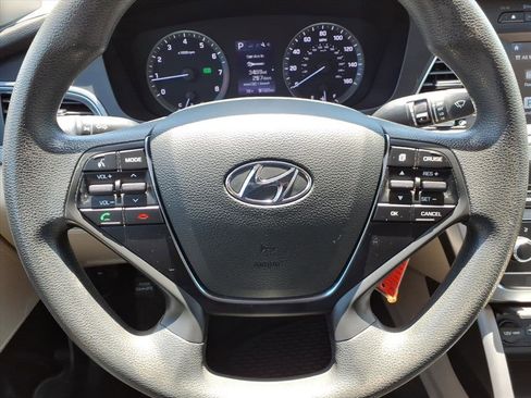 Used 2017 Hyundai Sonata SE FWD image 23