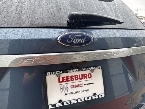 Used 2019 Ford Explorer Platinum image 64