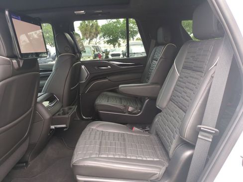 Used 2023 Cadillac Escalade V w/ Heavy-Duty Trailer Package AWD/4WD image 16