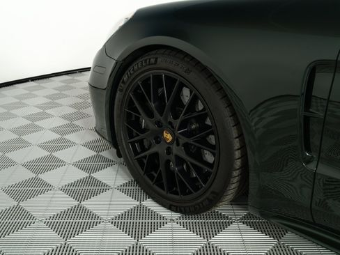 Used 2022 Porsche Panamera Turbo S image 60