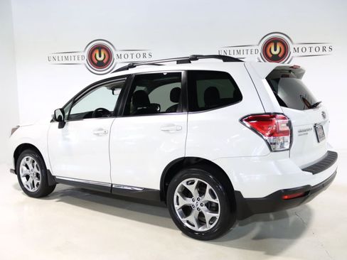 Used 2018 Subaru Forester 2.5i Touring w/ Popular Package #3B AWD/4WD image 3