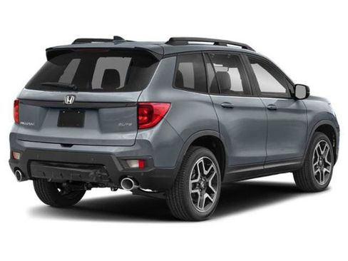 Used 2023 Honda Passport Elite image 2