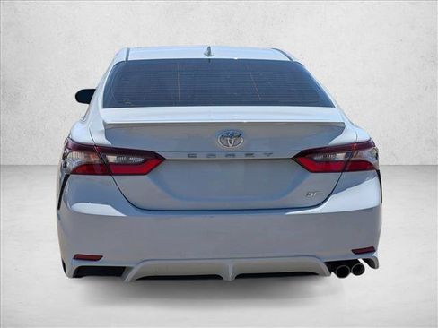 Used 2022 Toyota Camry SE w/ Convenience Package FWD image 6