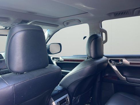 Used 2017 Lexus GX 460 Premium AWD/4WD image 12
