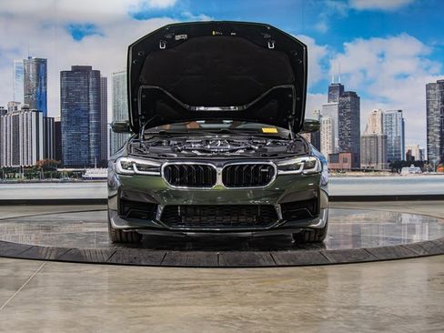 Used 2023 BMW M5 w/ Executive Package image 4