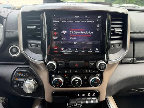 Used 2020 RAM 1500 Laramie AWD/4WD image 24