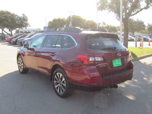 Used 2016 Subaru Outback 2.5i Limited image 11
