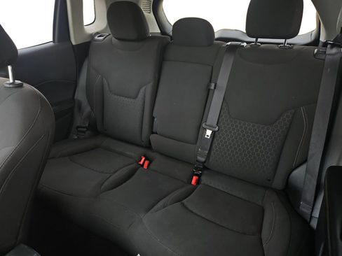 Used 2021 Jeep Compass Sport FWD image 13