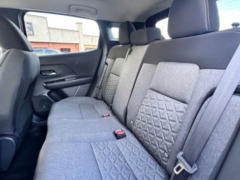 Certified 2025 Nissan Kicks SV image 30