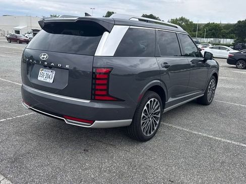 Used 2026 Hyundai Palisade Calligraphy FWD image 6