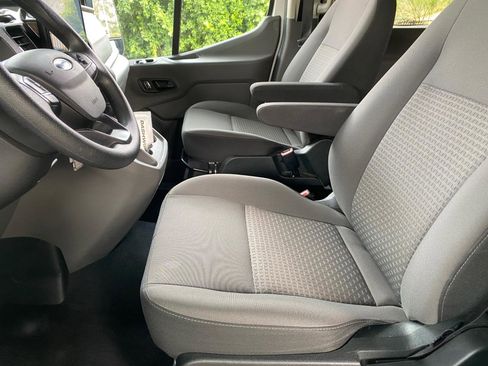 Used 2025 Ford Transit 350 XLT image 29