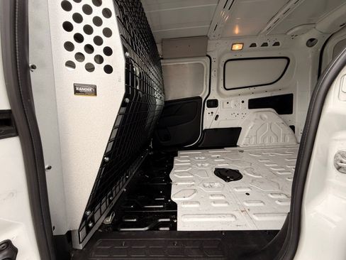 Used 2022 RAM ProMaster City Tradesman FWD image 16