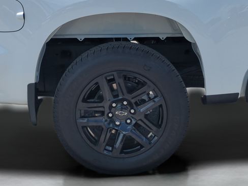 Used 2025 Chevrolet Silverado 1500 RST w/ Convenience Package II RWD image 25