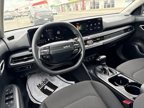 Used 2026 Kia K4 FWD image 27