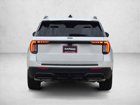 New 2026 Ford Explorer ST-Line image 8