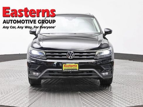 Used 2019 Volkswagen Tiguan SEL Premium AWD/4WD image 2