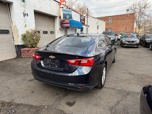 Used 2016 Chevrolet Malibu LT image 9