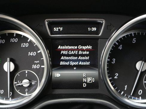 Used 2016 Mercedes-Benz GL 550 4MATIC image 48