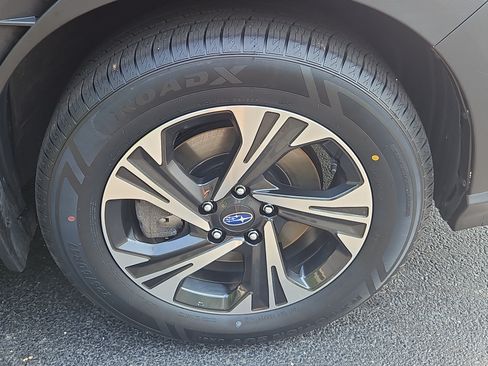 Certified 2024 Subaru Crosstrek 2.0i Premium AWD/4WD image 25