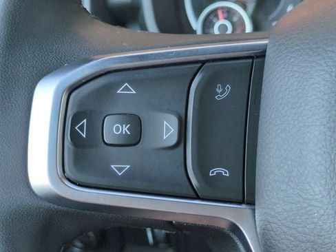 Used 2025 RAM 2500 Big Horn AWD/4WD image 24