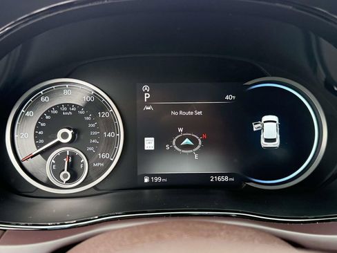 Certified 2023 Genesis GV70 2.5T w/ Advanced Package image 22