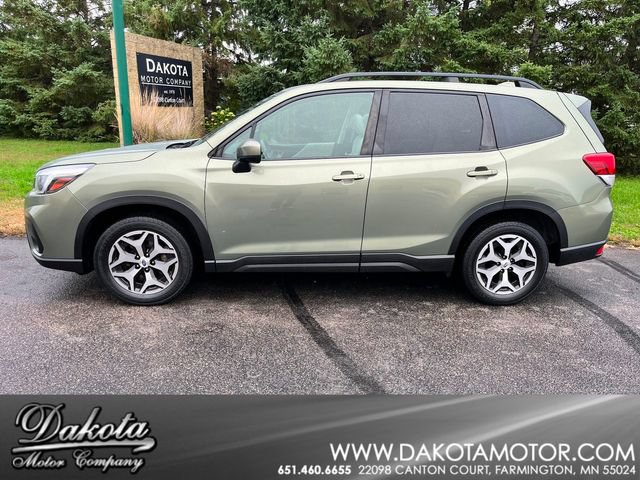 Used 2020 Subaru Forester Premium AWD/4WD image 1