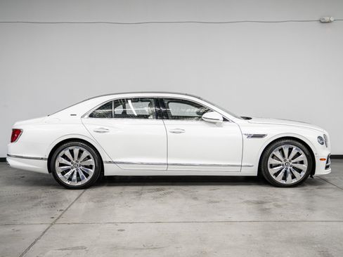 Used 2024 Bentley Flying Spur V8 AWD/4WD image 53