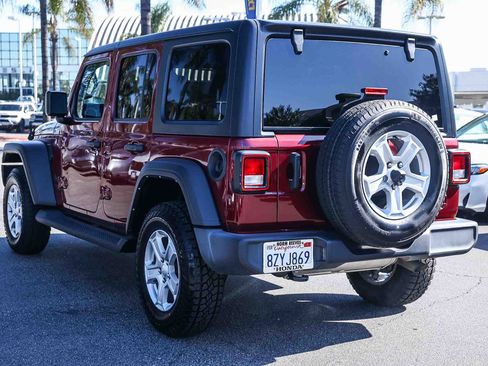 Used 2021 Jeep Wrangler Unlimited Sport image 4