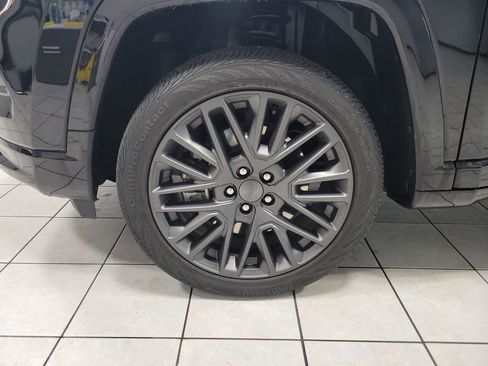 Used 2023 Jeep Compass High Altitude AWD/4WD image 47