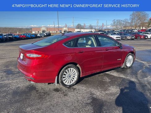 Used 2014 Ford Fusion SE image 8
