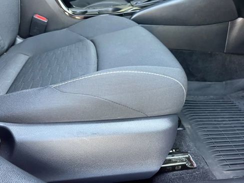 Used 2024 Toyota Corolla SE w/ SE Package image 22