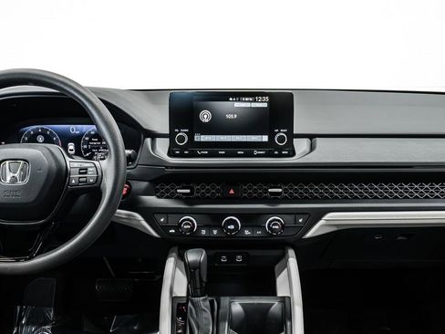 Used 2023 Honda Accord EX image 22