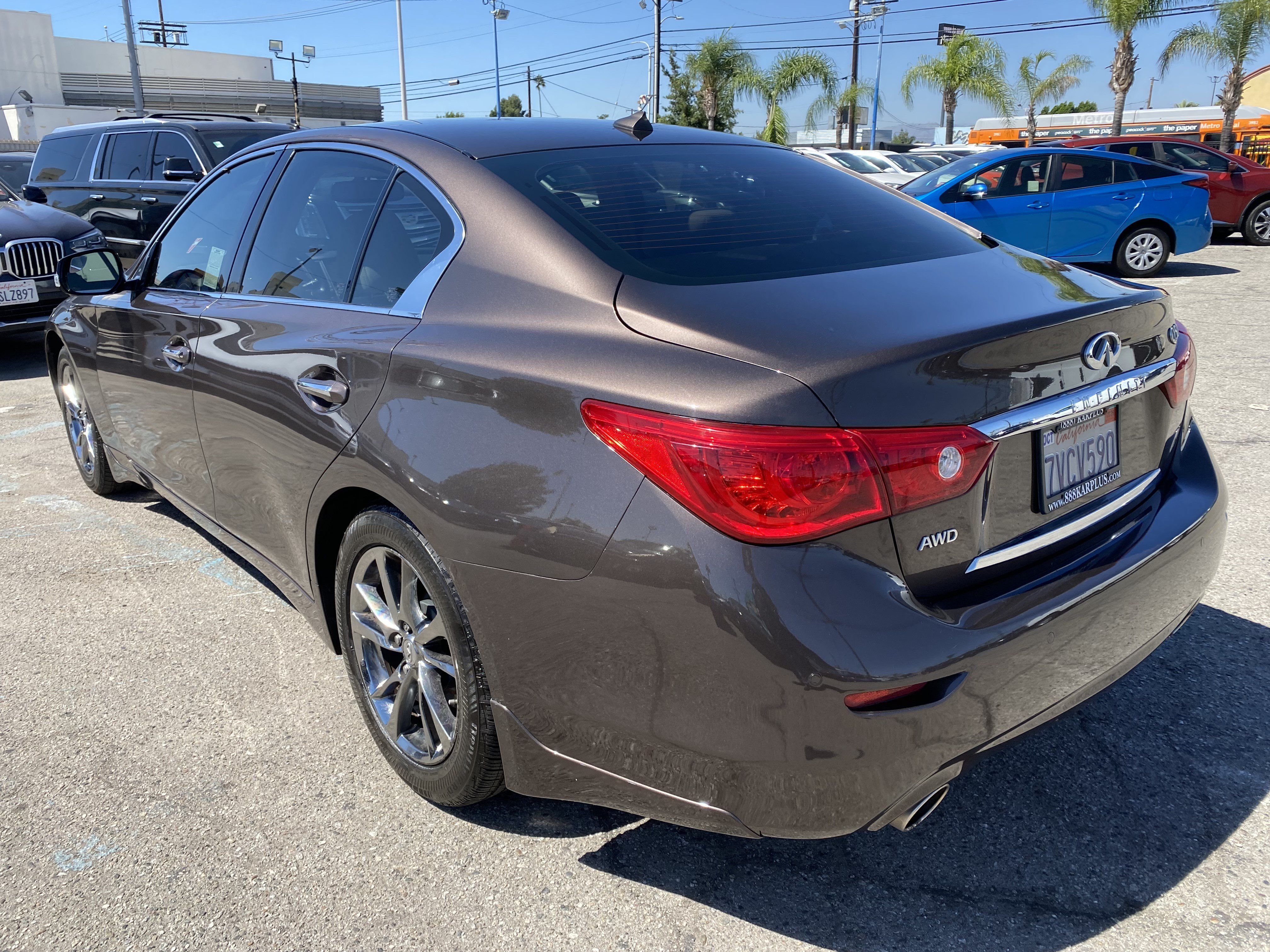 Used 2015 INFINITI Q50 Premium w/ Deluxe Touring Package AWD/4WD image 14