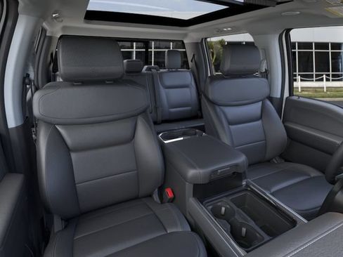 New 2026 Ford F250 Lariat w/ Black Appearance Package AWD/4WD image 10