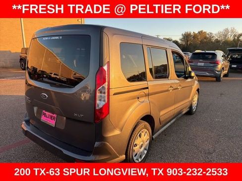 Used 2016 Ford Transit Connect XLT image 10