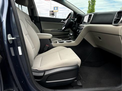 Used 2022 Kia Sportage LX AWD/4WD image 18