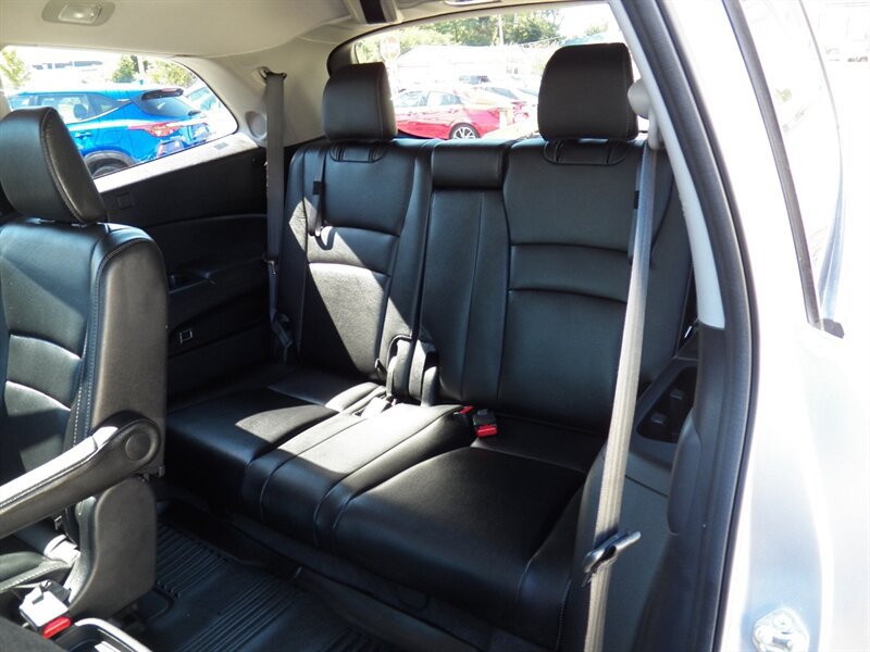 Used 2017 Honda Pilot Elite image 10