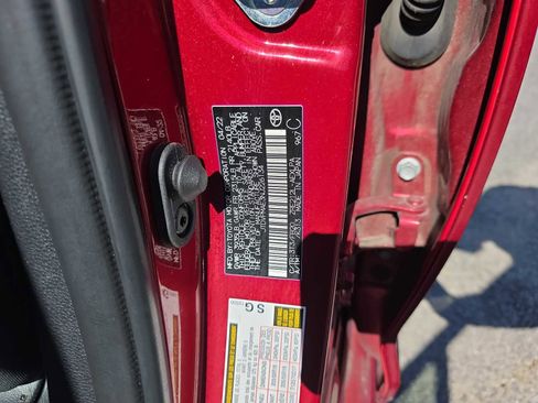 Used 2022 Toyota Corolla LE w/ LE Convenience Package image 21