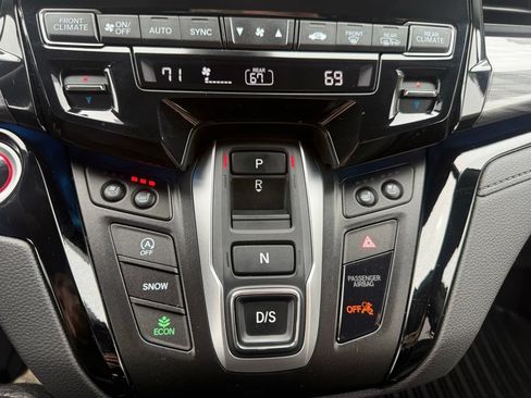 Used 2024 Honda Odyssey Elite image 21