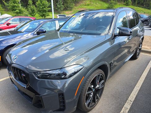 Used 2025 BMW X5 M60i AWD/4WD image 4