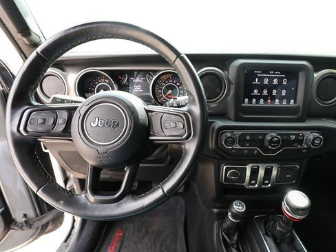 Used 2022 Jeep Wrangler Sport AWD/4WD image 14