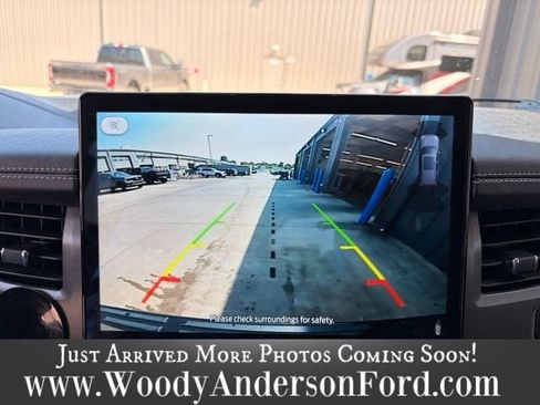 Used 2022 Ford Expedition XLT RWD image 13