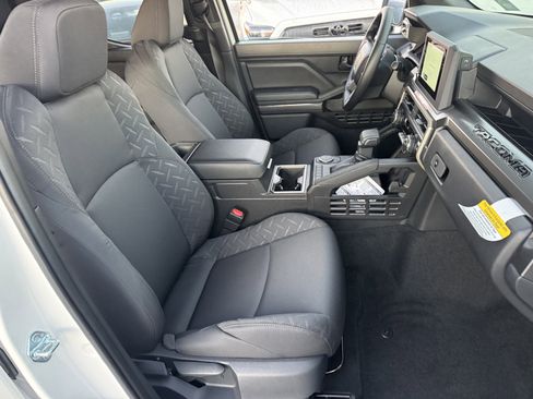 New 2026 Toyota Tacoma SR5 image 8