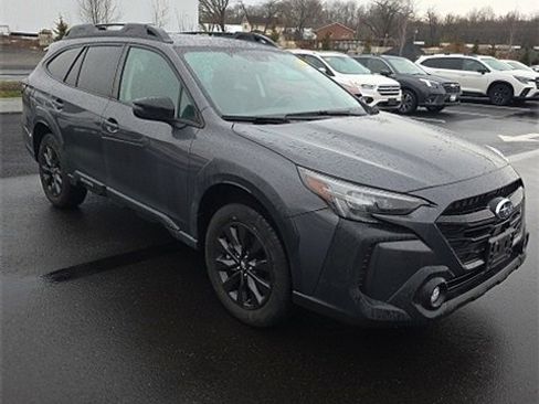 Used 2023 Subaru Outback Onyx Edition image 3