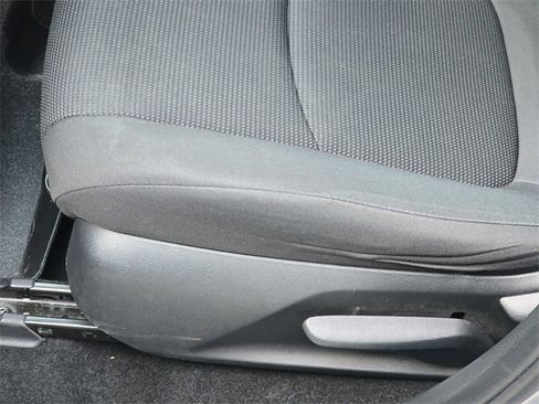 Used 2020 Toyota RAV4 LE image 30