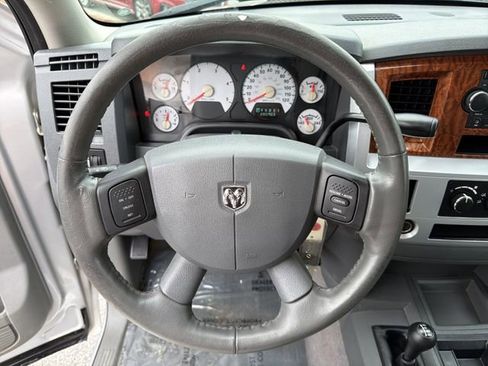 Used 2006 Dodge Ram 2500 Truck Laramie w/ Trailer Tow Group AWD/4WD image 23