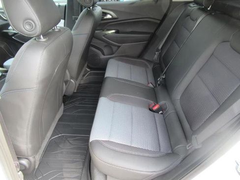 New 2025 Chevrolet Trax LT w/ Driver Confidence Package image 27