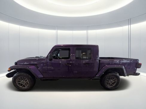 New 2026 Jeep Gladiator Sport AWD/4WD image 7