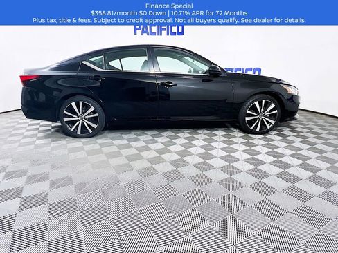 Used 2022 Nissan Altima 2.5 SR image 13